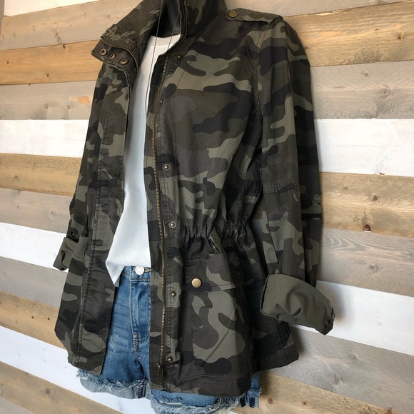 Camo Jacket - Picture 3 of 3